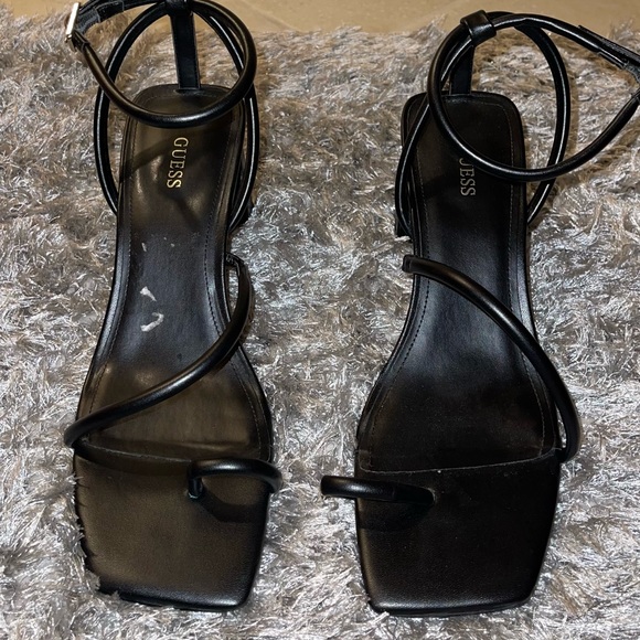Women's GUESS Women's Aubrea Dress Sandals Black size 11 - Picture 7 of 9